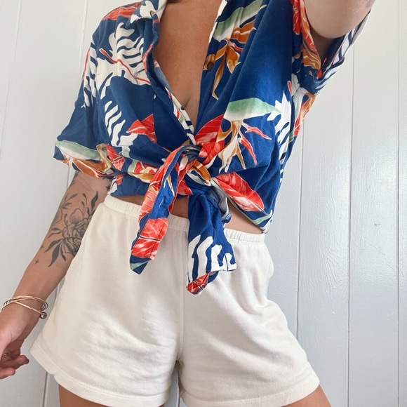 Paradise Aloha Shirt - Picture 1 of 5